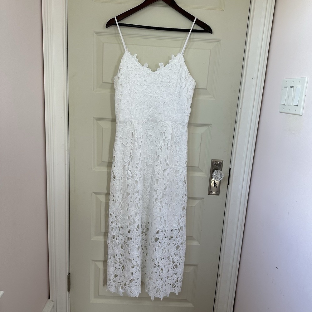 Express White Floral Lace Midi Dress – V-Neck Spaghetti Strap Lined Size M